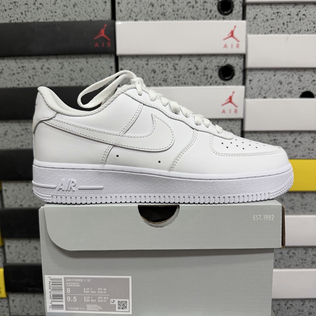 Nike Air Force 1 Low '07 (White)
