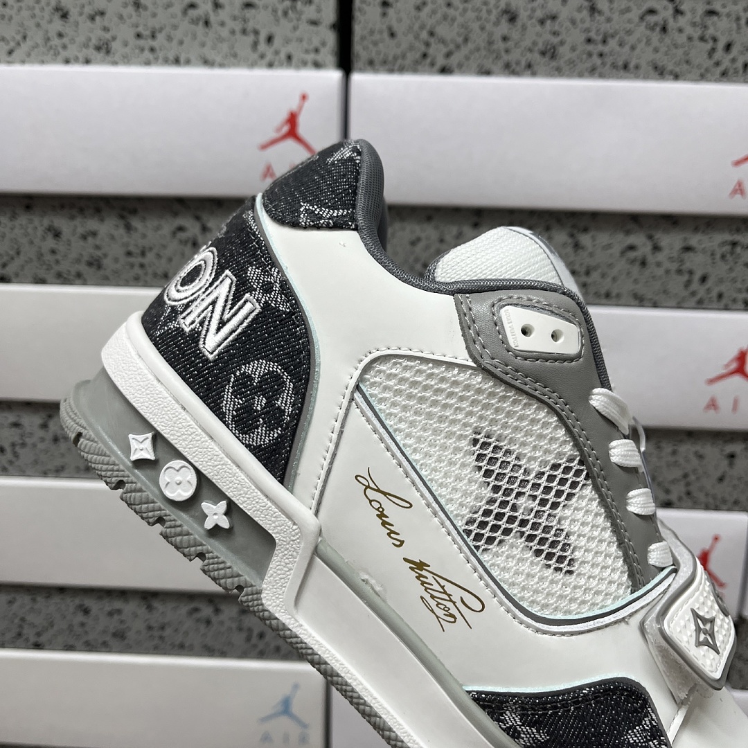 Louis Vuitton Trainer (Black White Grey) - Image 6