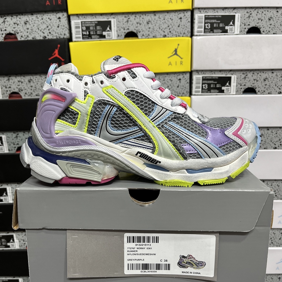 Balenciaga BLCG Runner 7.5