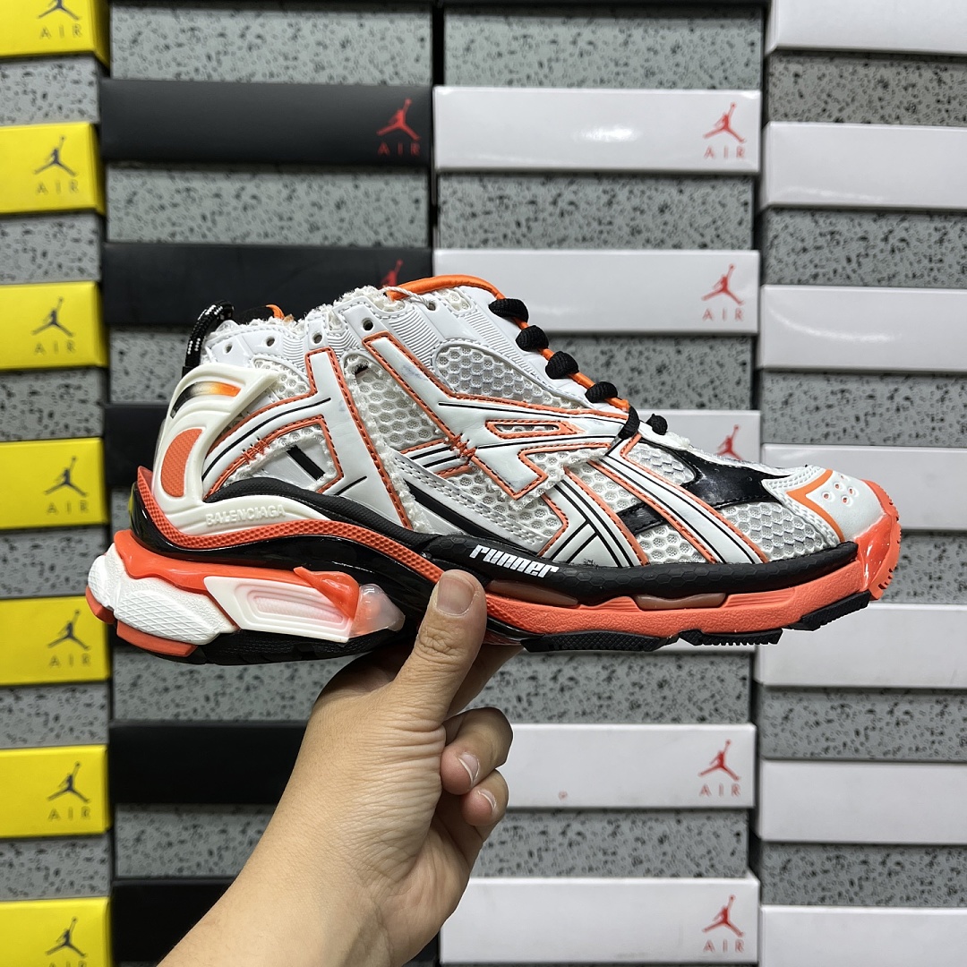 Balenciaga BLCG Runner - Image 80