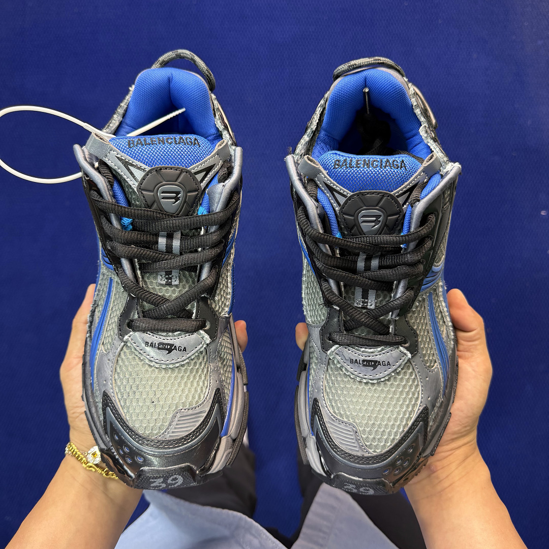 Balenciaga BLCG Runner 7.5 - Image 5