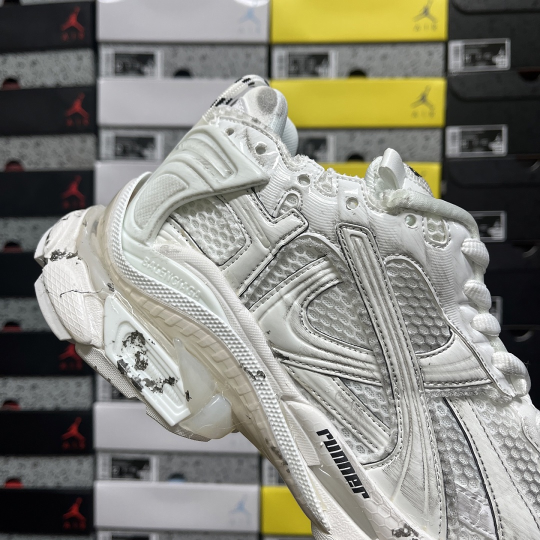 Balenciaga BLCG Runner 7.5 - Image 3