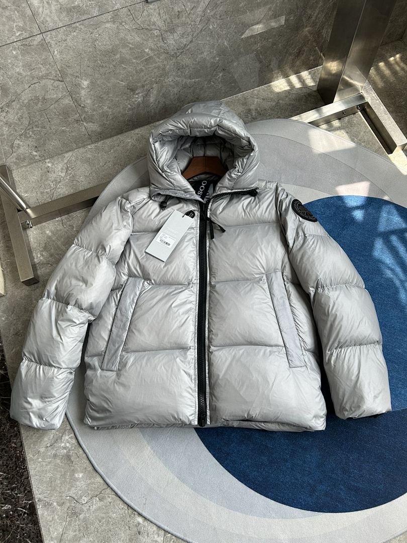 Canada Goose Crofton Puffer Jacket - Image 31
