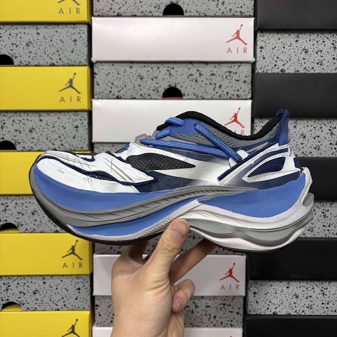 Balenciaga Jet 26 - Image 12