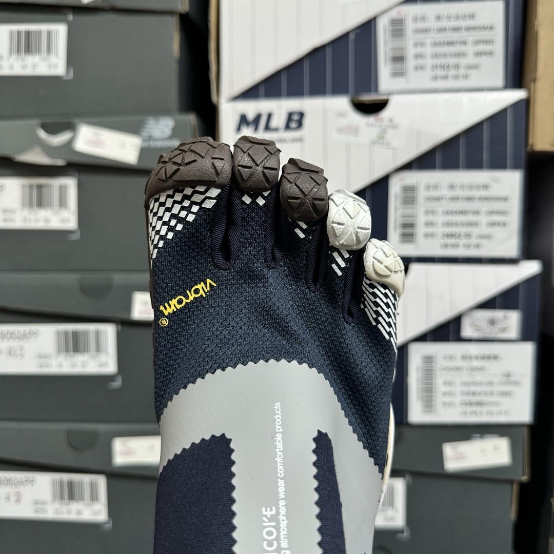 Suicoke Finger Chukka Boot S20MLC1 Navy High Top - Image 8