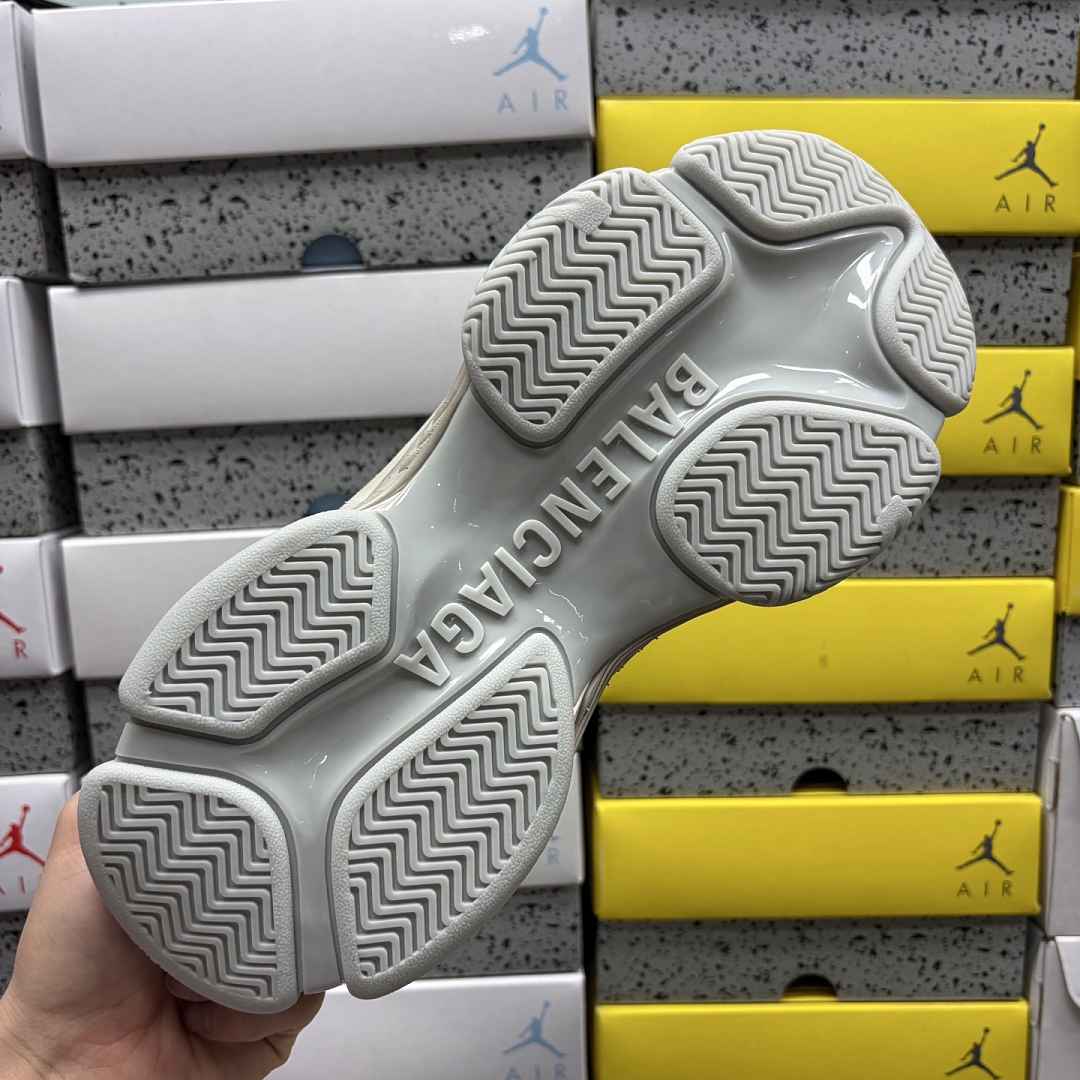 Balenciaga Triple S 2 - Image 6
