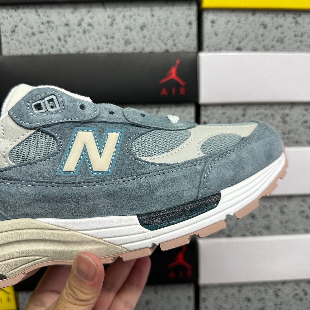 New Balance 992 MiUSA Kith Osaka Pack - Image 10