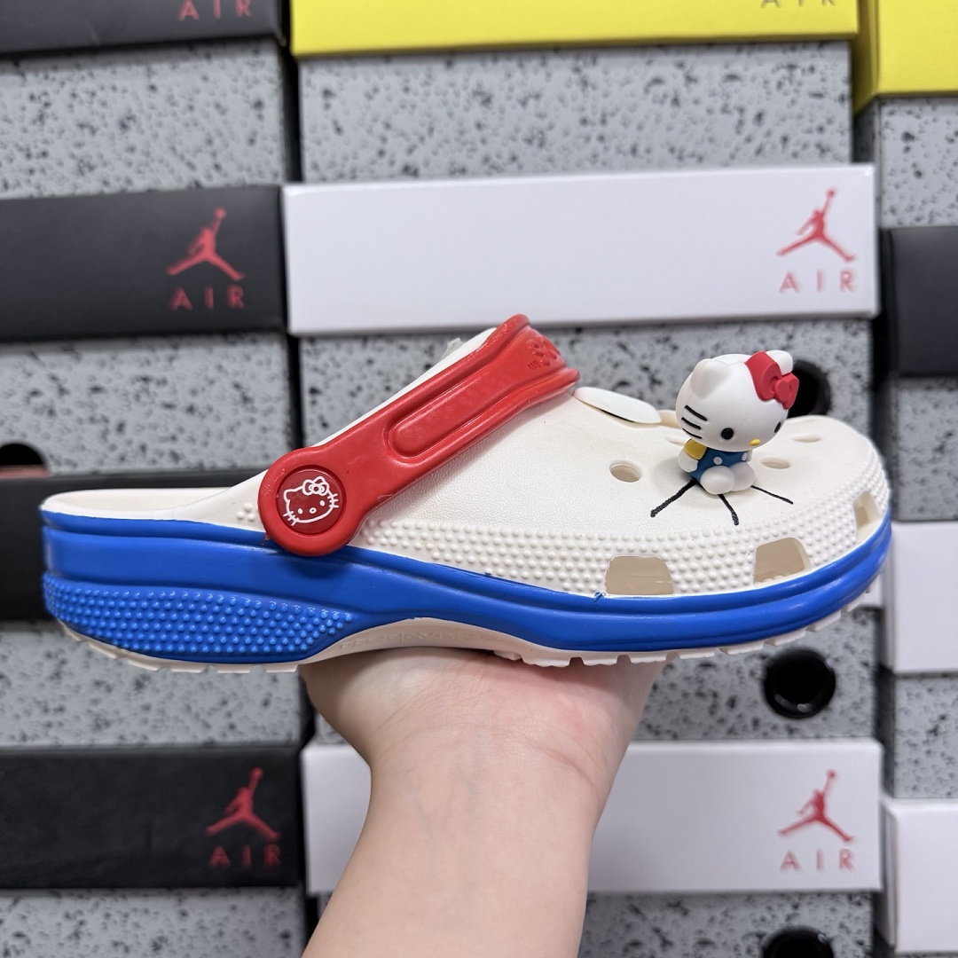 Crocs Classic Clog KT - Image 3