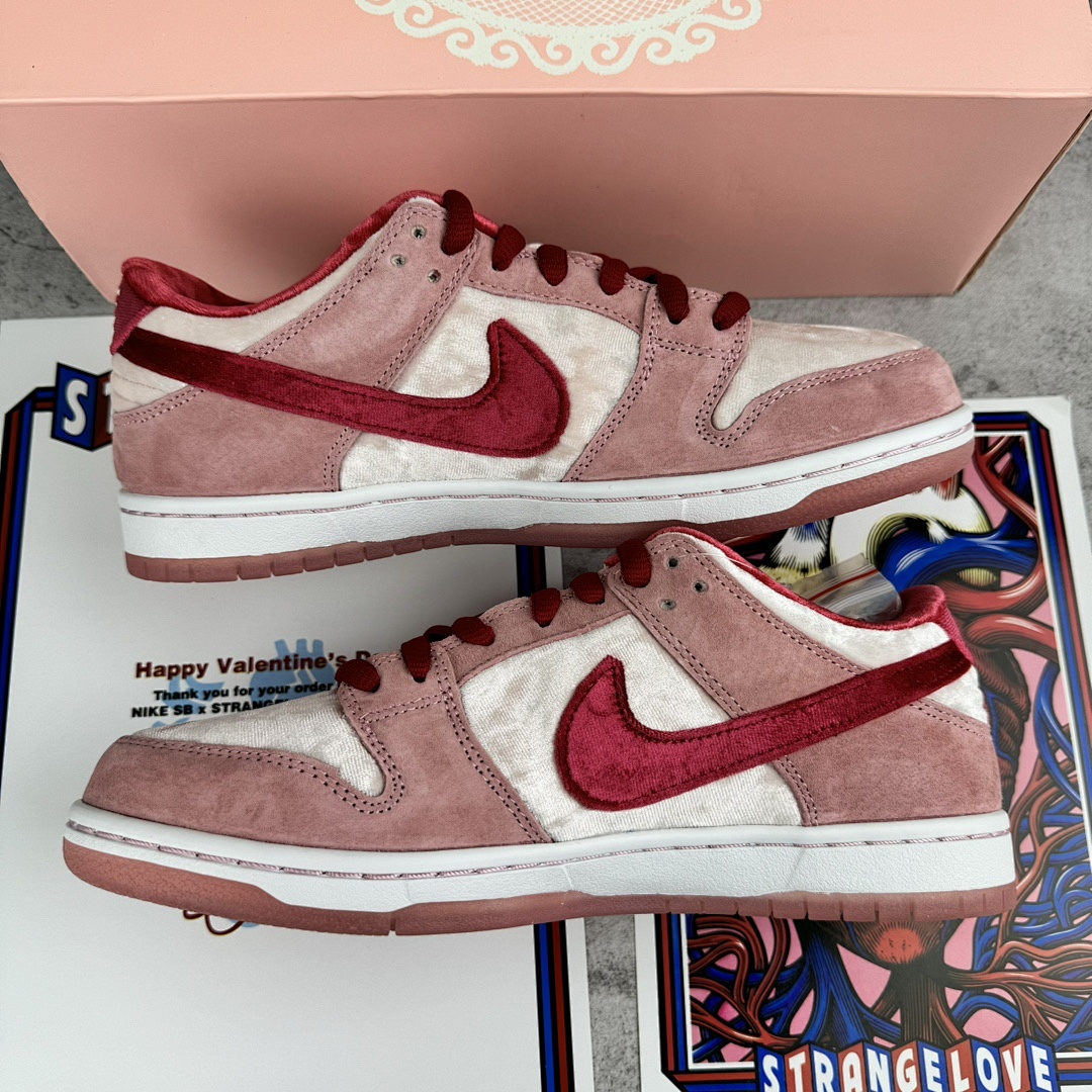 Chanel Nike SB Dunk Low StrangeLove Skateboards (Regular Box) - Image 2