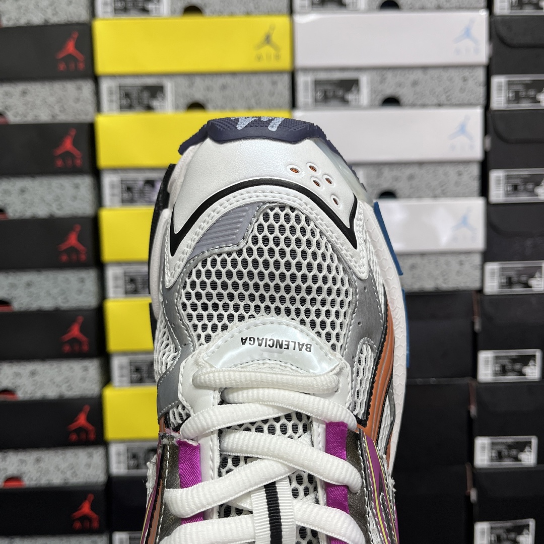 Balenciaga Runner/7.5 - Image 43