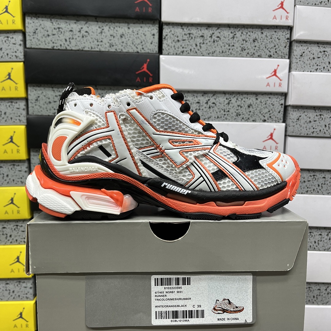 Balenciaga BLCG Runner - Image 79