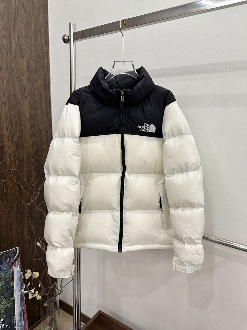 Chanel The North Face 1996 Retro Nuptse 700 Fill Packable Jacket - Image 99