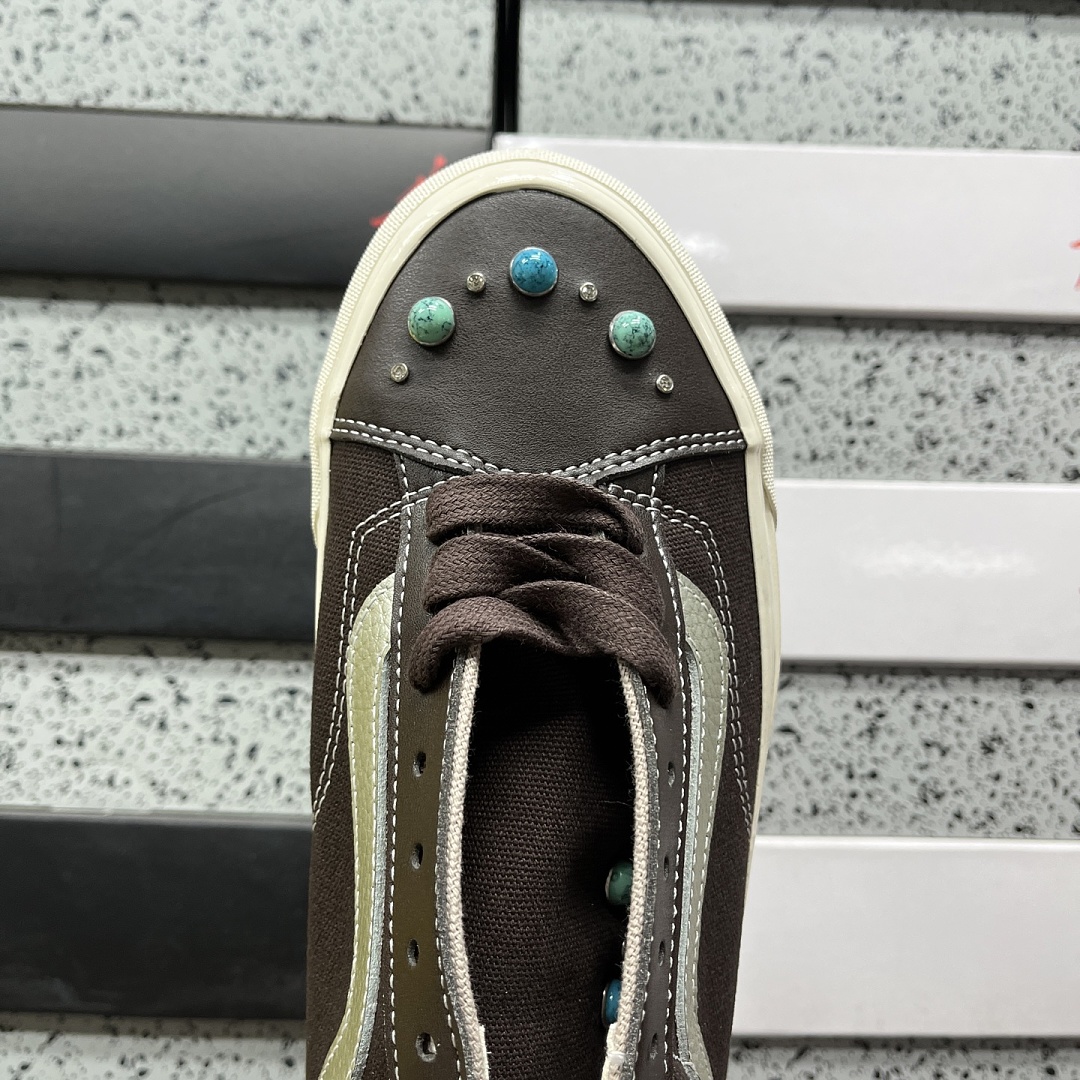 Vans Premium Old Skool Gemstone Mushroom - Image 4
