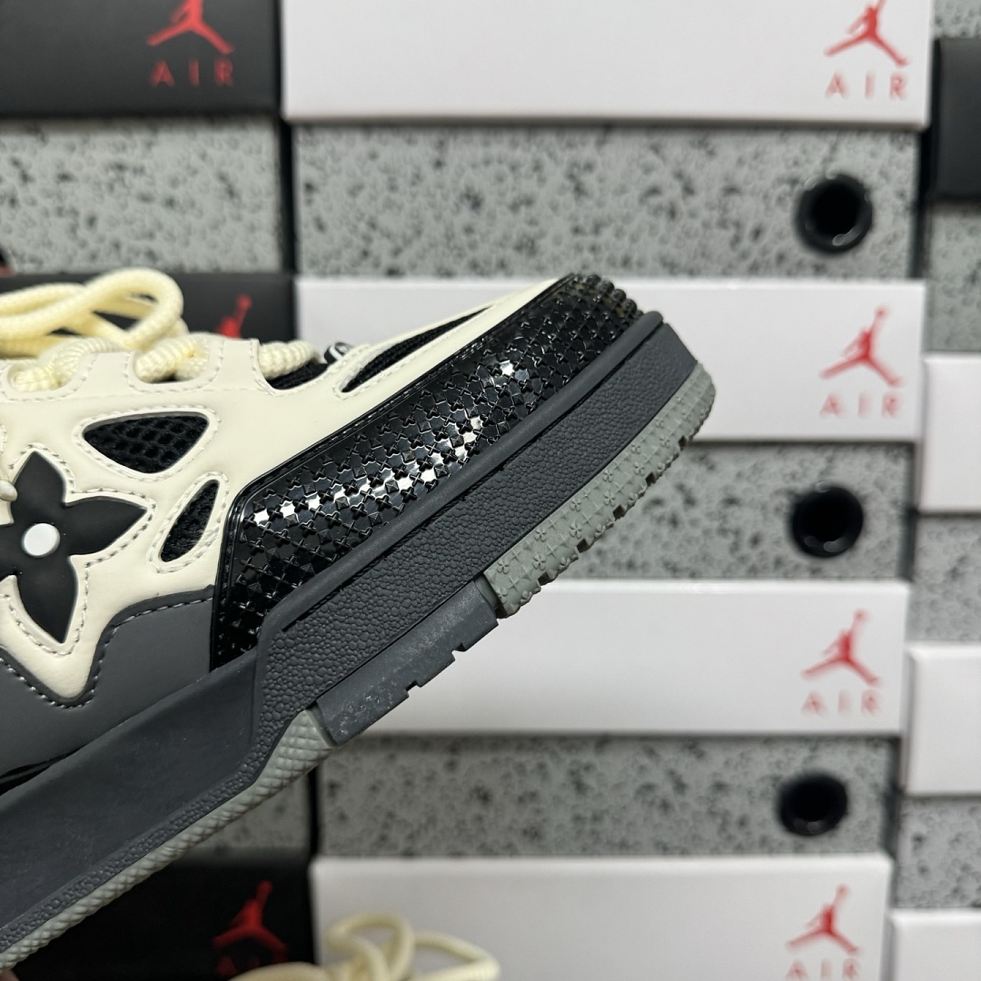 Louis Vuitton Skate Sneaker 3-5 - Image 2