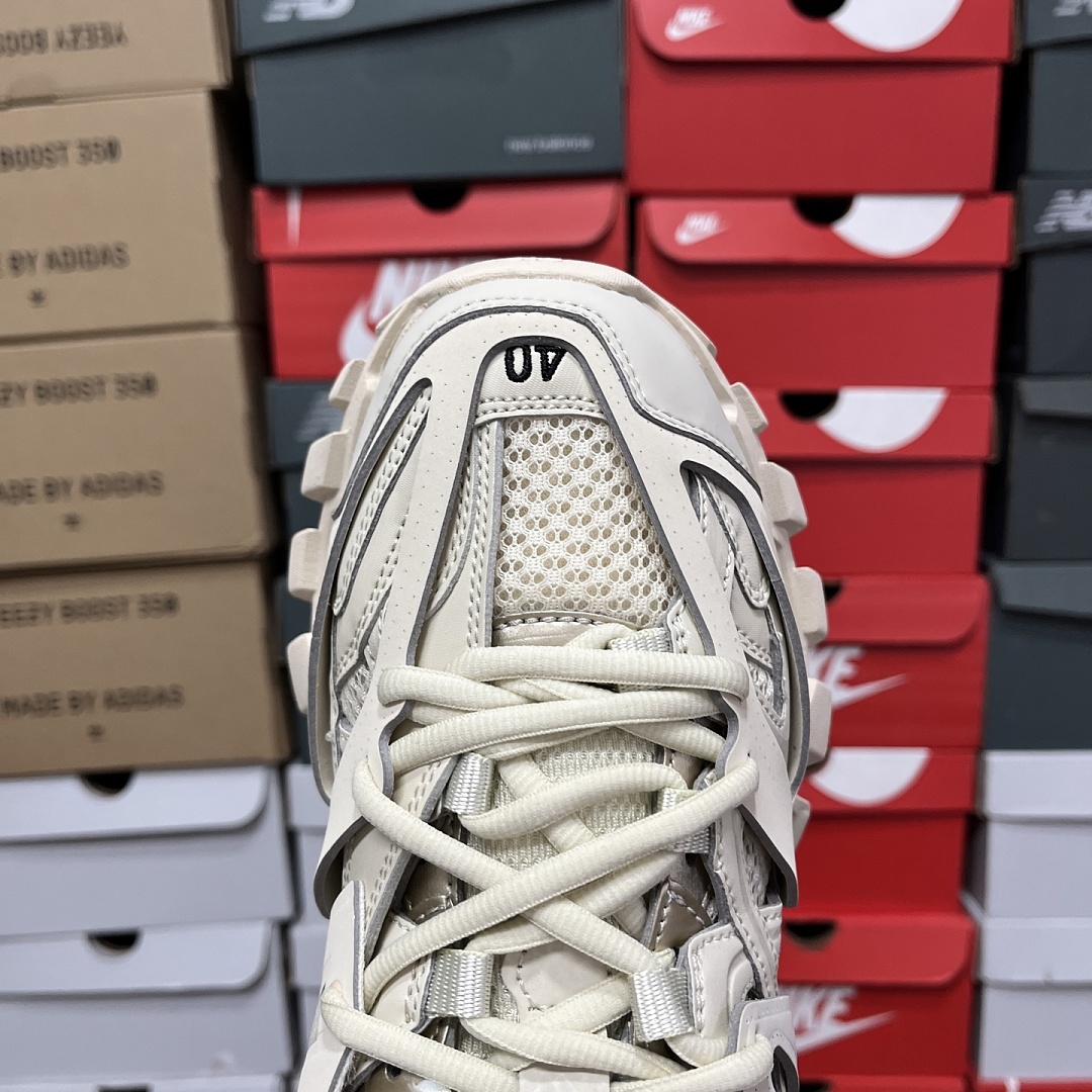 Balenciaga BLCG Track - Image 6