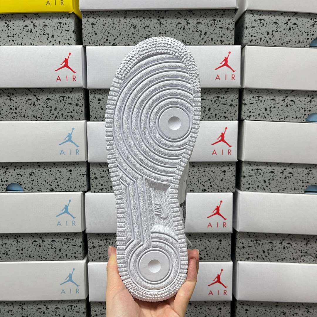 Nike Air Force 1 Low Supreme Comme Des Garcons Shirt CDG (White) - Image 3