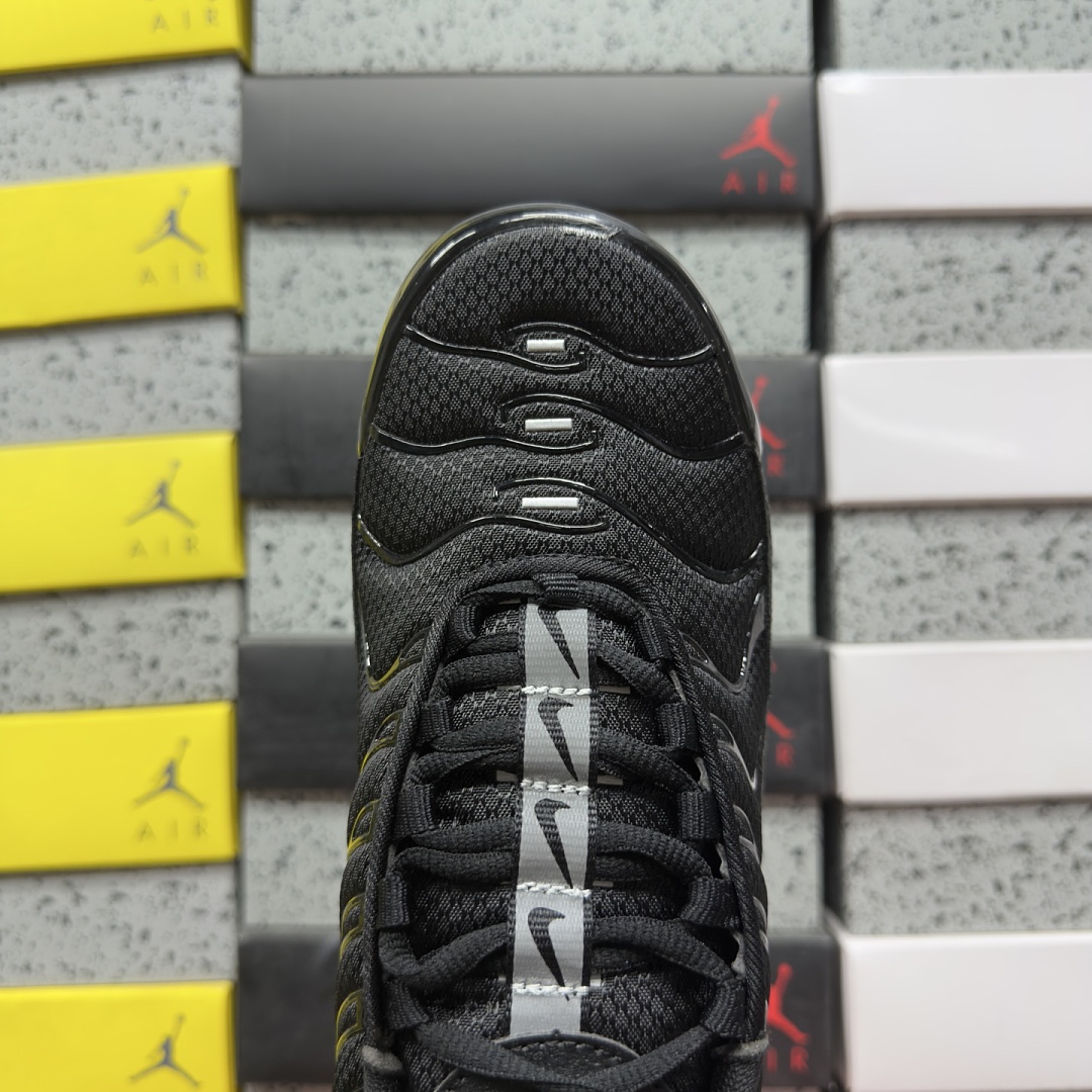 Nike Air Max Plus Mini Swoosh Black Silver DX8971-001 - Image 5