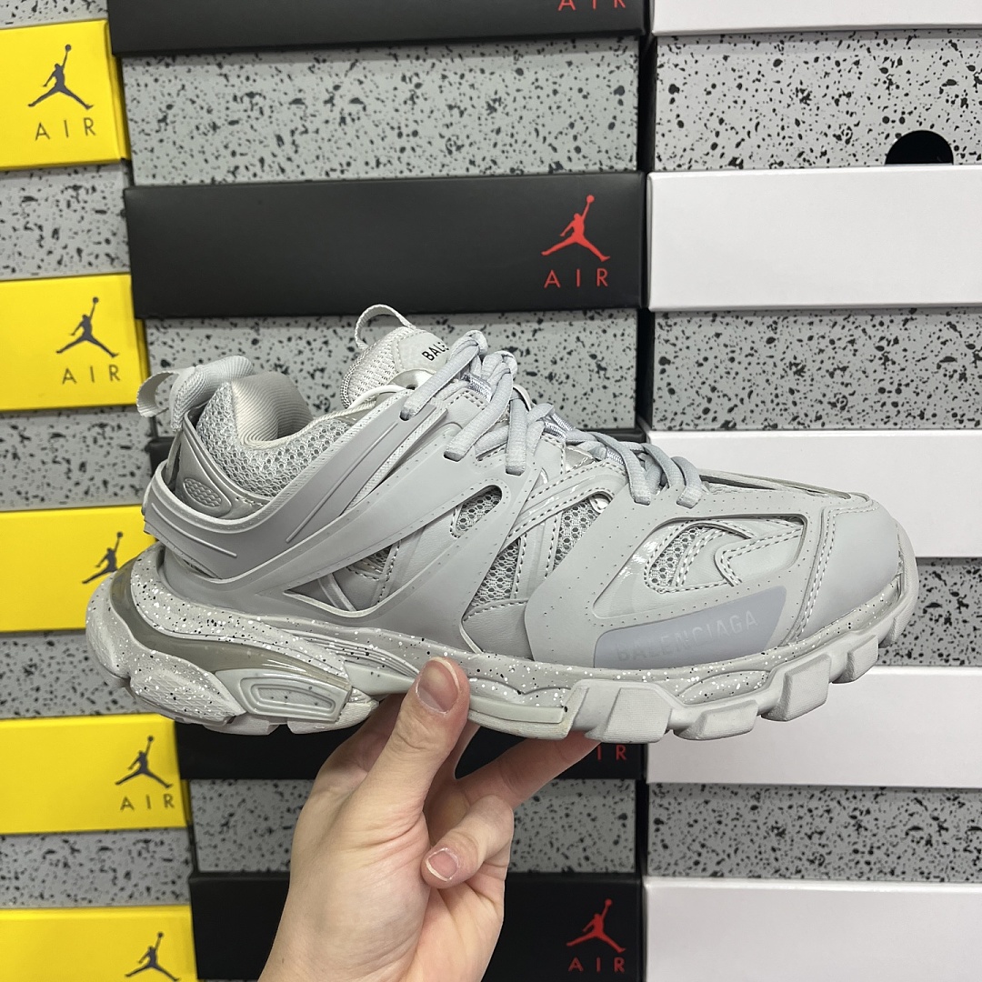 Balenciaga Track Light Grey Outsole Speckled - Image 6