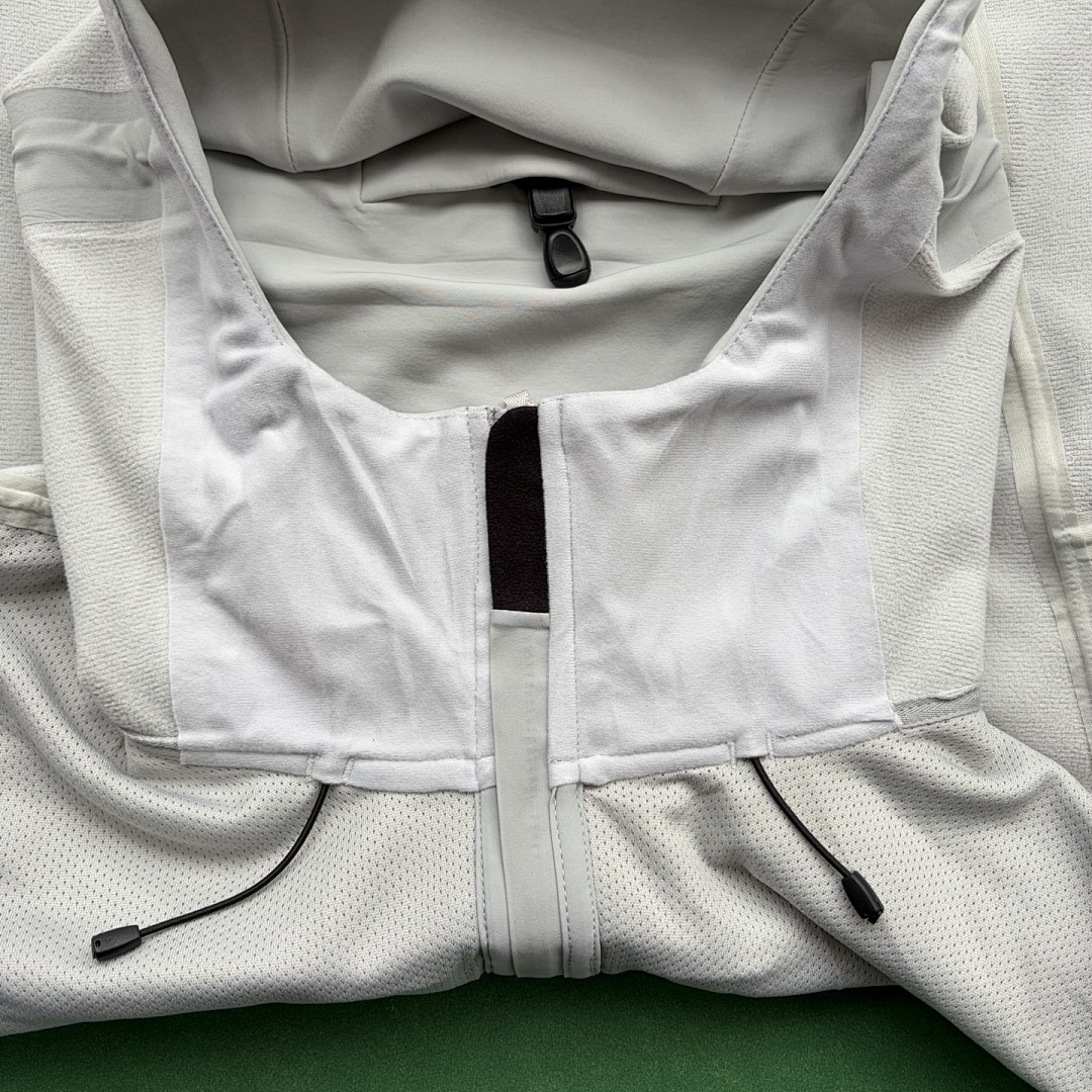 Arc'teryx Gamma MX Hoodie - Image 6