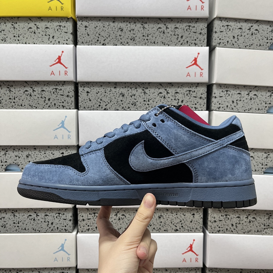 Nike SB Dunk Low Supreme 94 Ocean Fog94 Collab (Blue Black) - Image 2