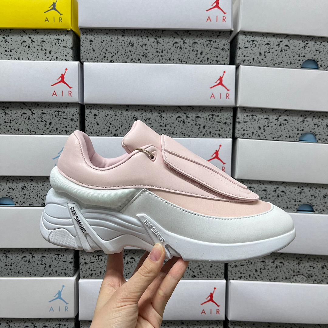On Running Raf Simons Antei Low Top - Image 9