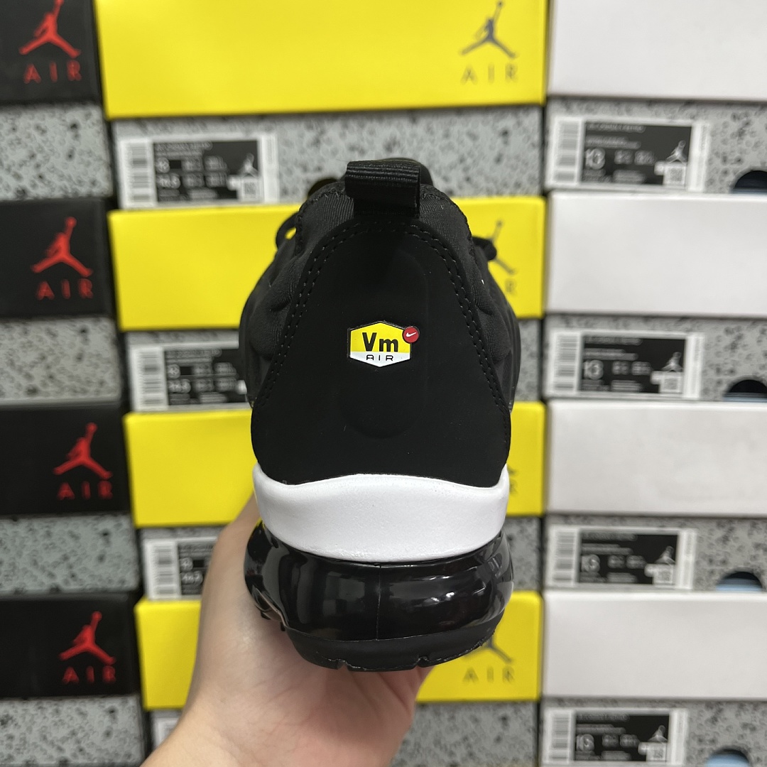 Nike Air VaporMax Plus - Image 7