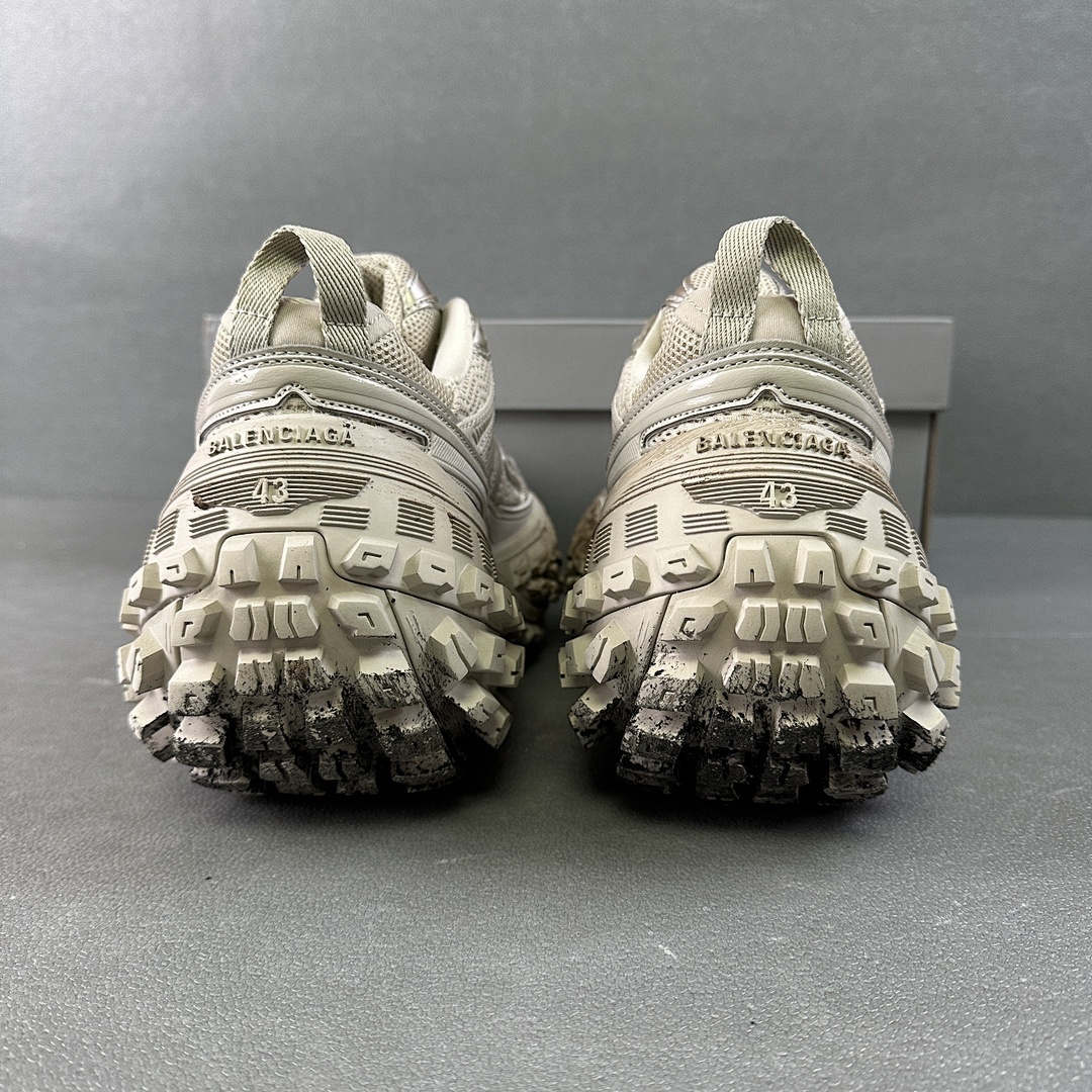 Balenciaga Defender - Image 21