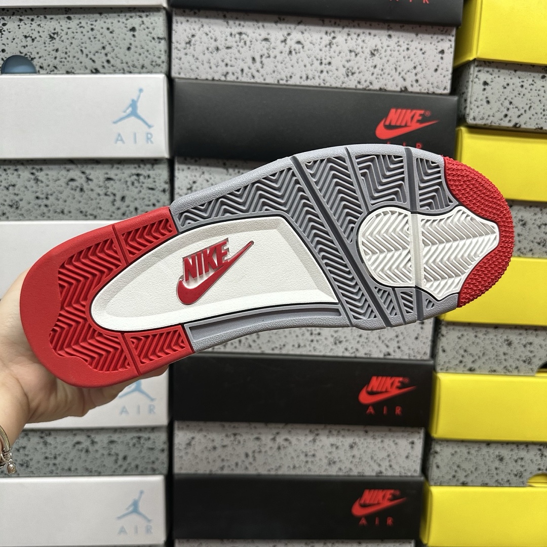Nike Jordan 4 Retro OG (Bred) - Image 9