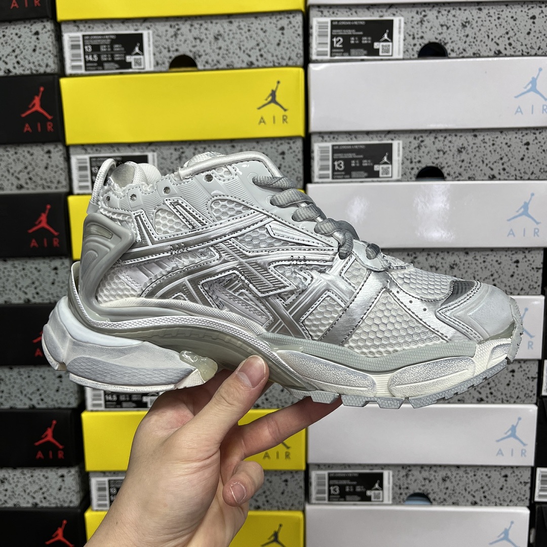Balenciaga BLCG Runner 7 Gen - Image 10