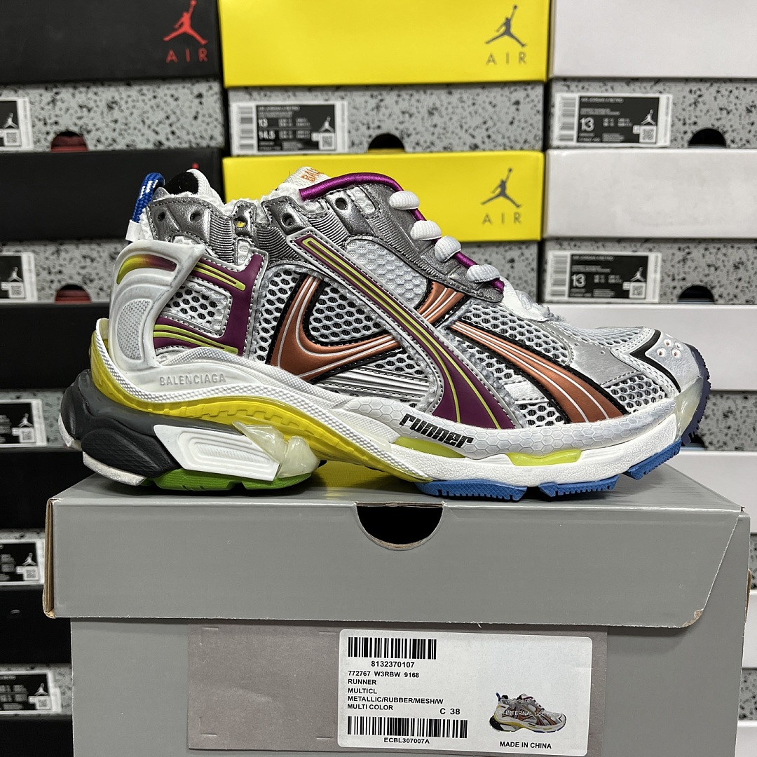 Balenciaga BLCG Runner 7.5