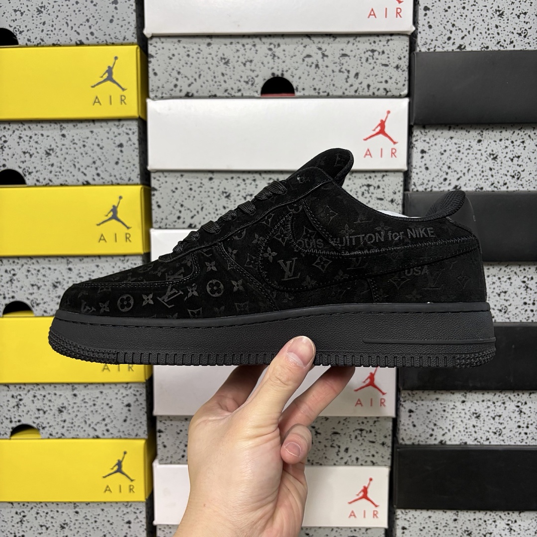 Louis Vuitton By Virgil Abloh Collab Black Velvet - Image 9