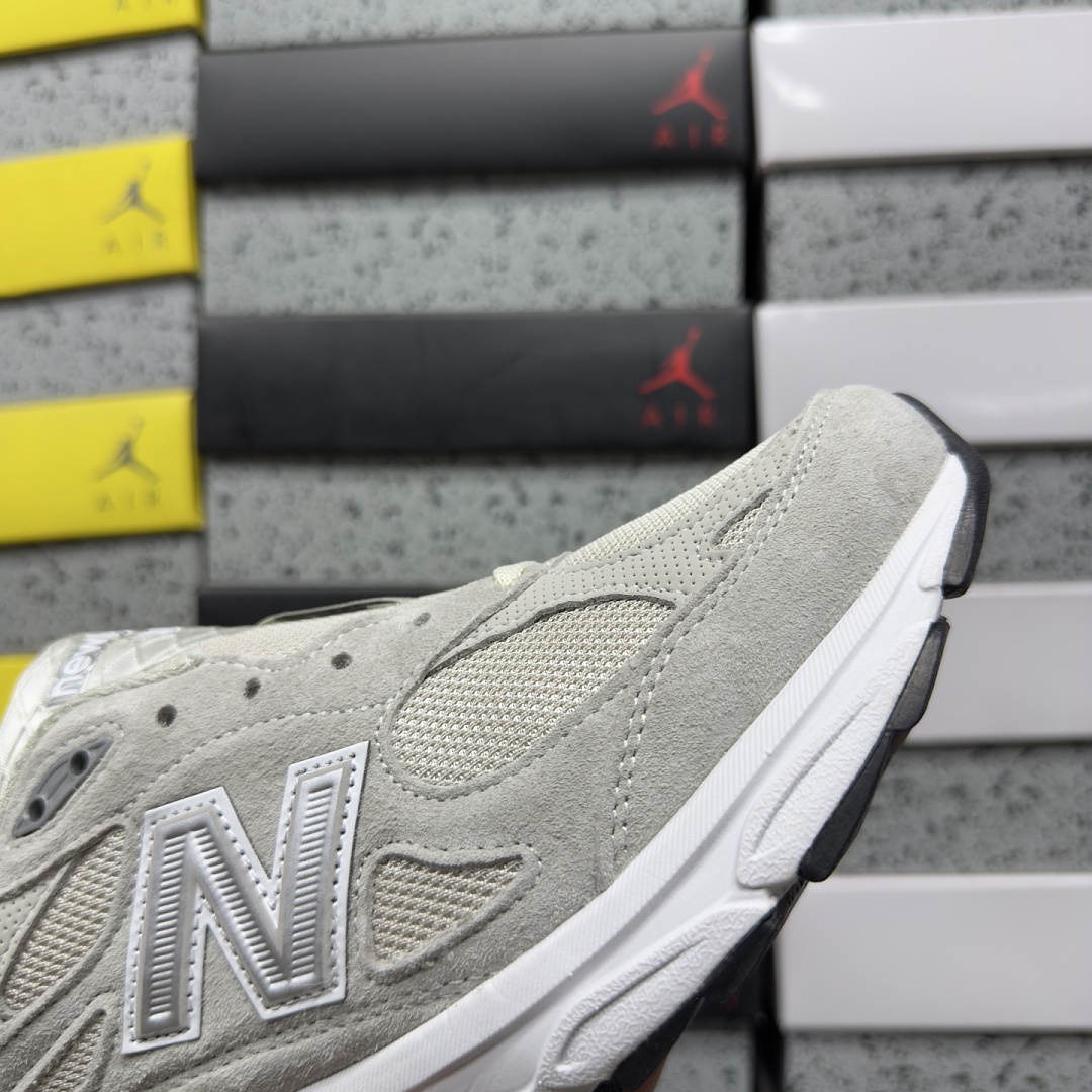 New Balance 990V3 MiUSA Kith Hallow - Image 6