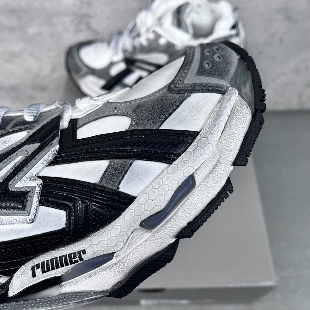 Balenciaga Runner - Image 2