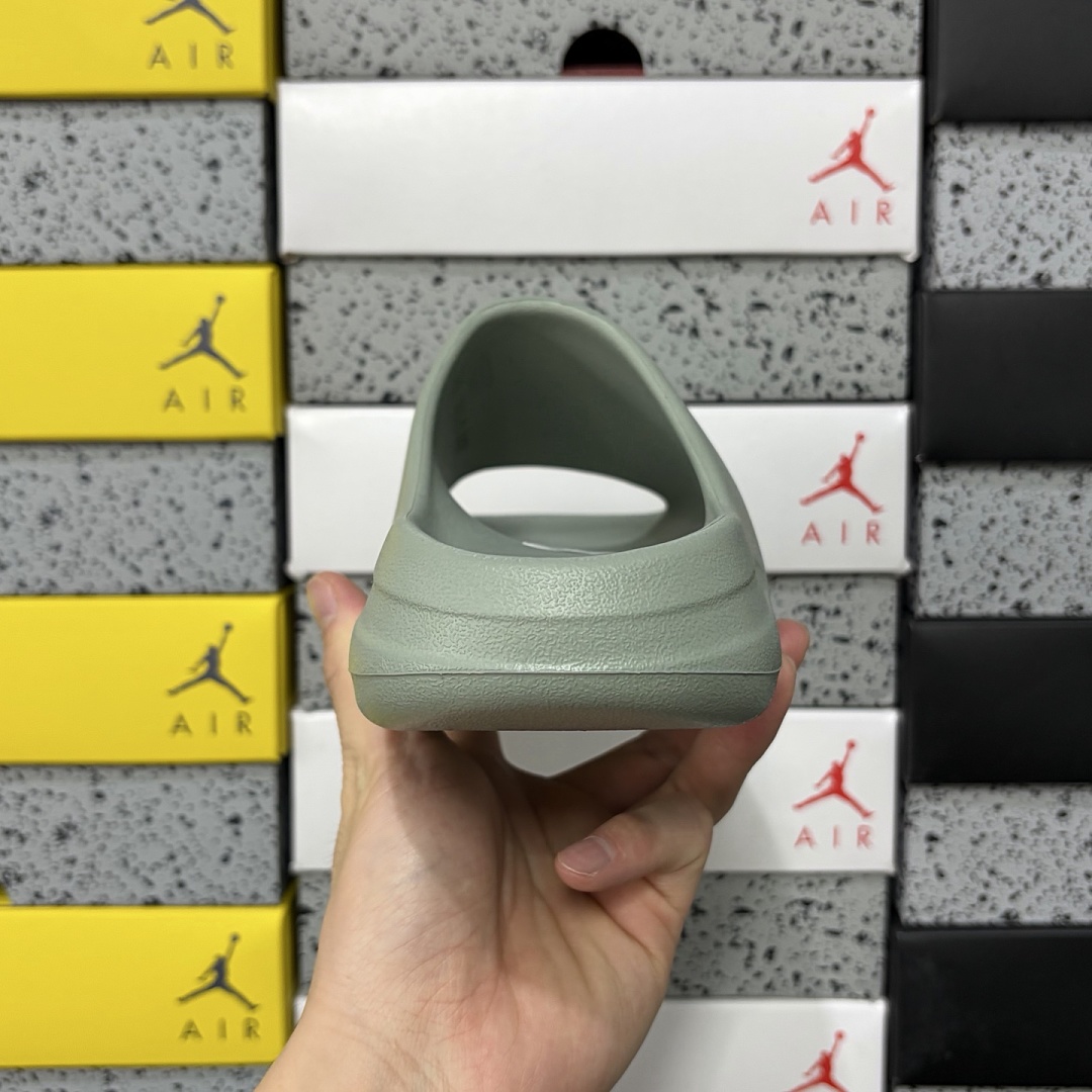 Adidas Yeezy Slide Salt - Image 4