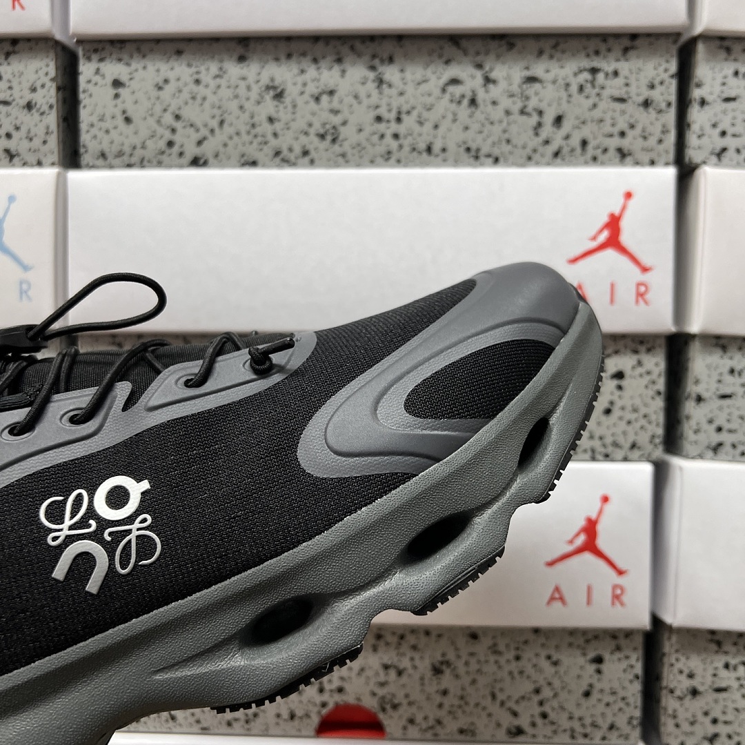 On Running Cloudsolo LOEWE (Black) - Image 3
