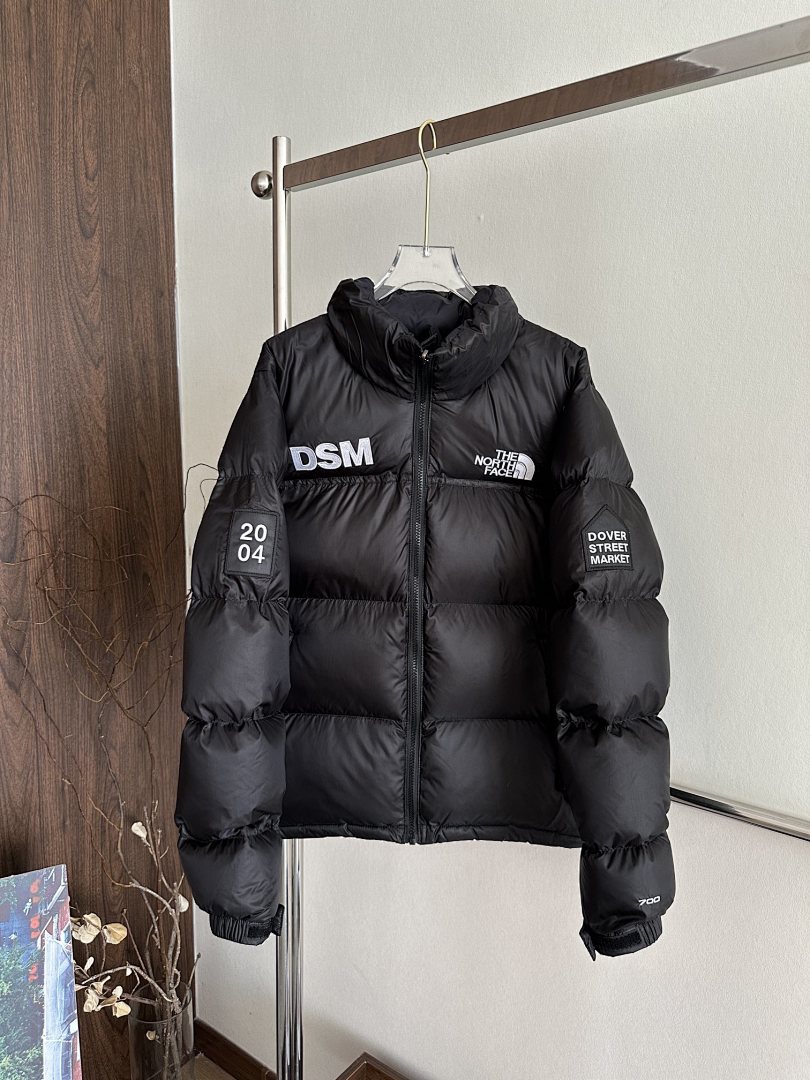 Chanel The North Face 1996 Retro Nuptse 700 Fill Packable Jacket - Image 27