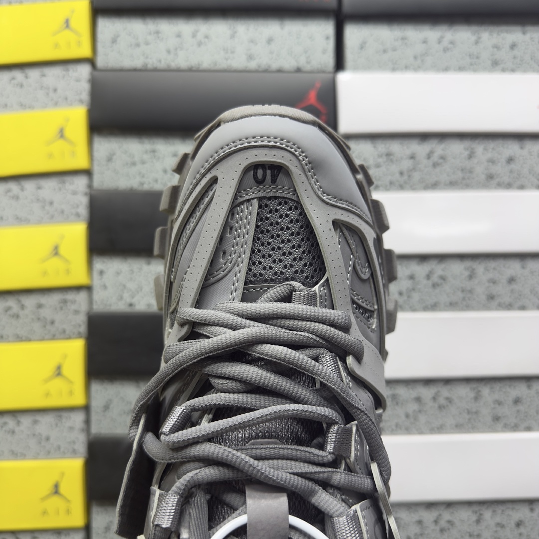 Balenciaga BLCG Track 1259 (Grey) - Image 7