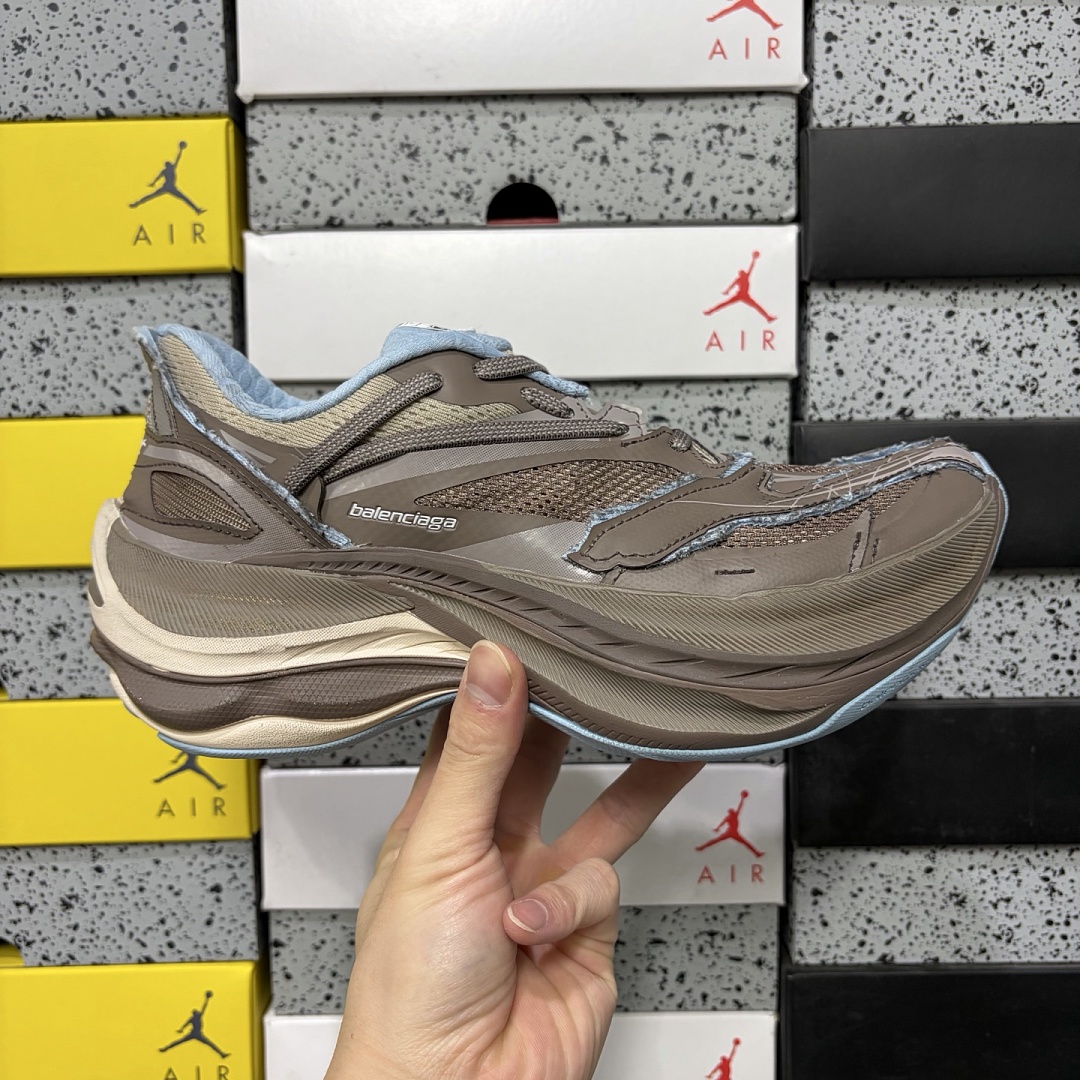 Balenciaga Jet 26 - Image 5