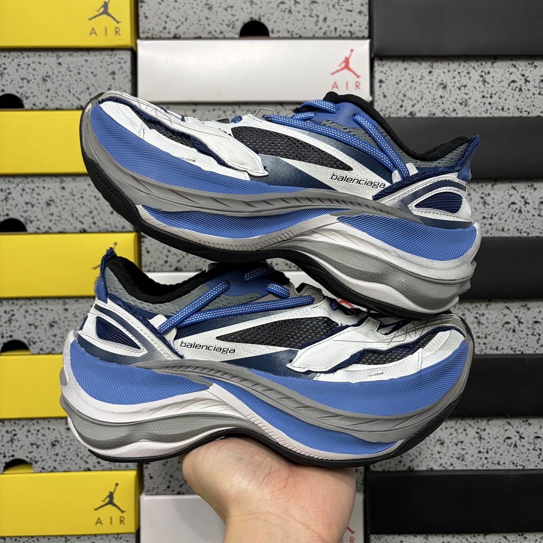 Balenciaga Jet 26 - Image 11