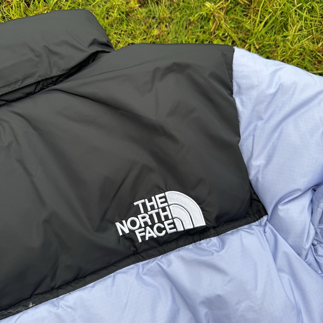 The North Face TNF 1996 Retro Nuptse 700 Fill Packable Jacket - Image 25