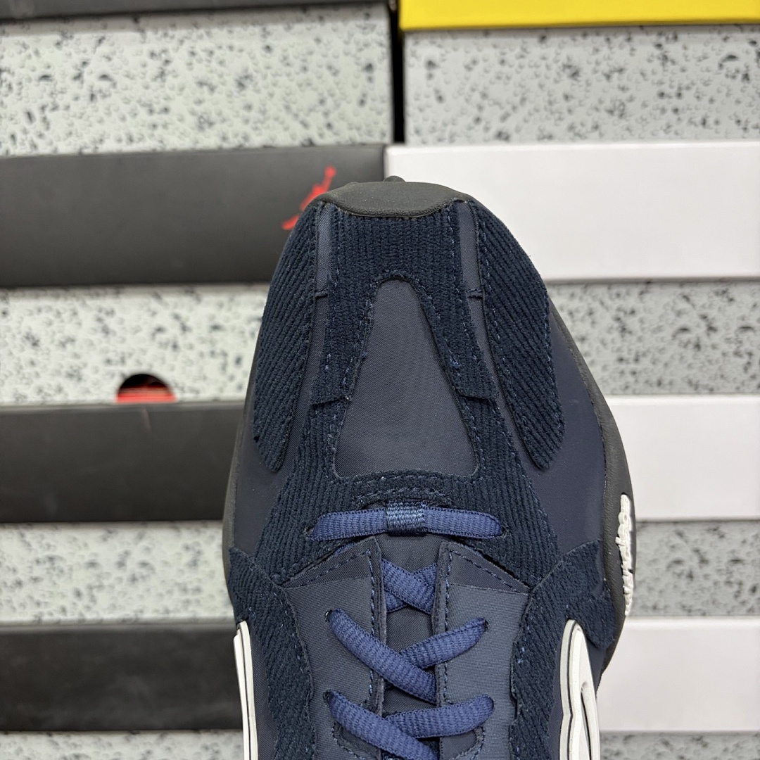 Balenciaga Monday UItra 21 Gen - Image 8