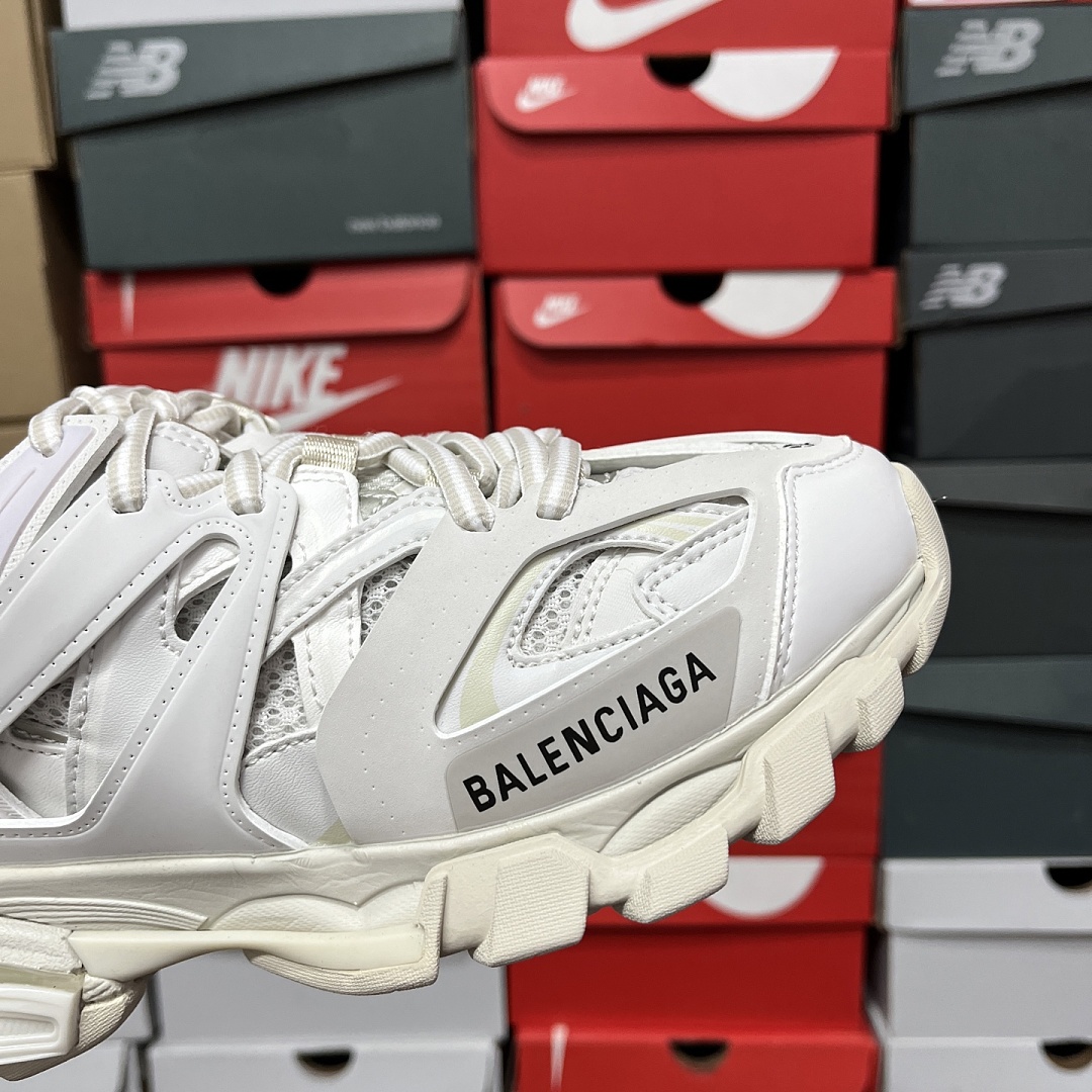 Balenciaga BLCG Track - Image 12