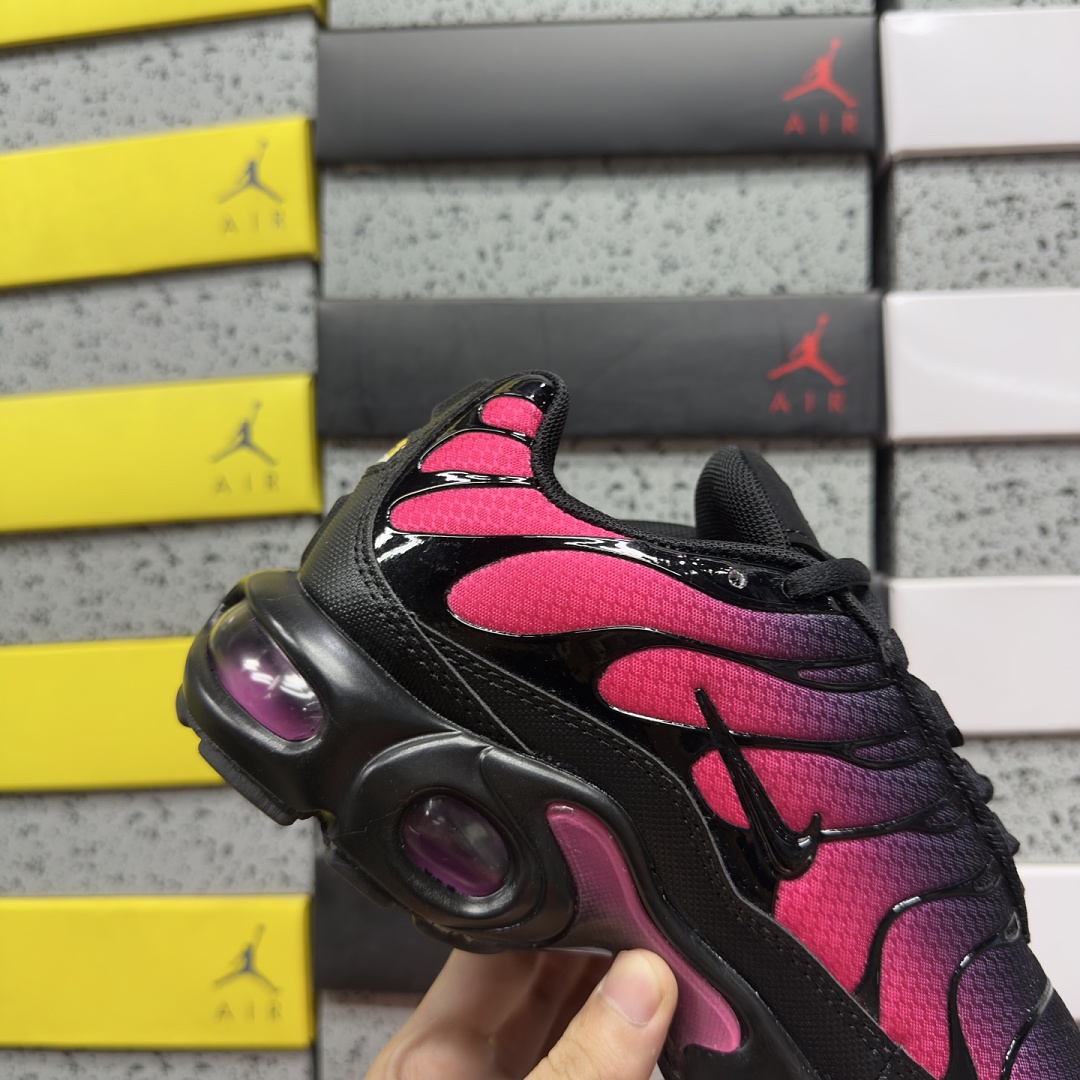Nike Air Max Plus Black Hyper Pink DM0032-020 - Image 3