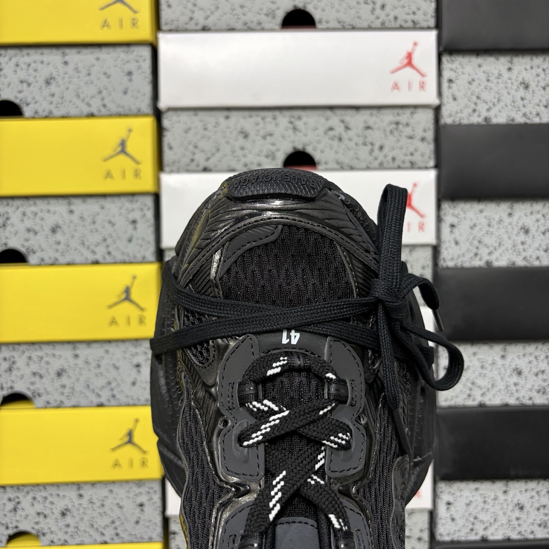Balenciaga BLCG 3XL 1010 - Image 2