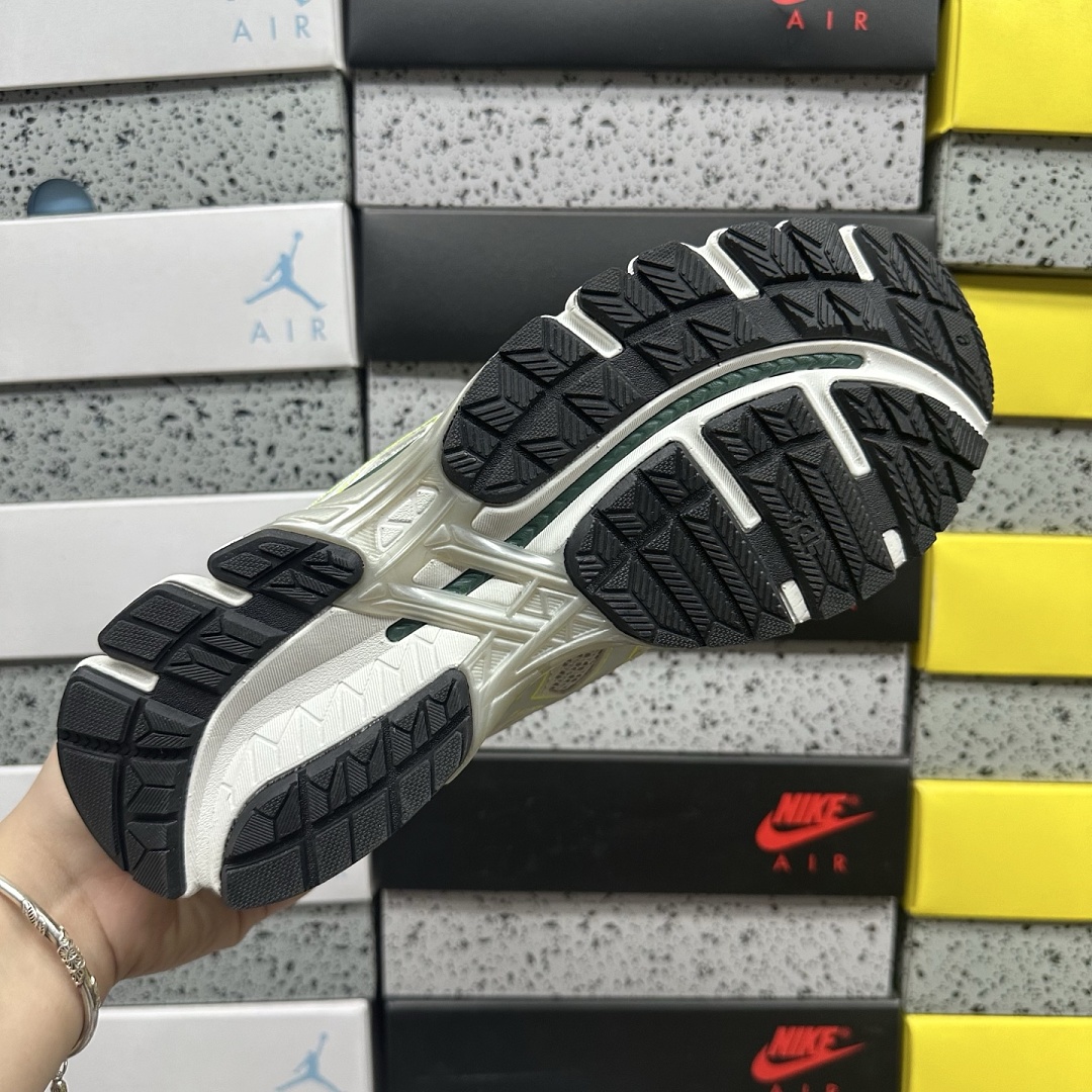 ASICS Gel-Kayano 20 (Cream Pure Silver) - Image 6