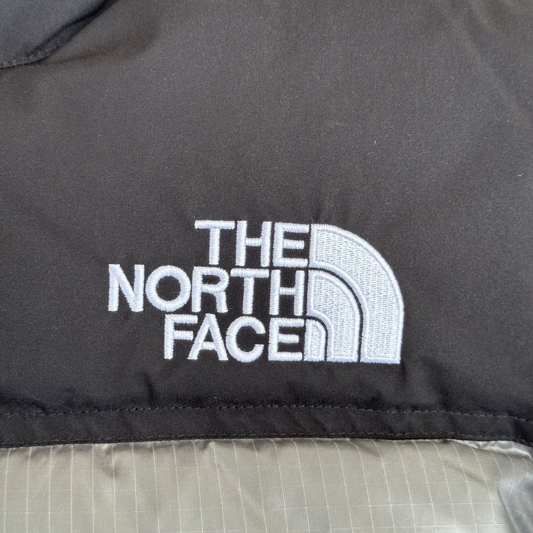 The North Face TNF Women's Nuptse Short Jacket - Image 33