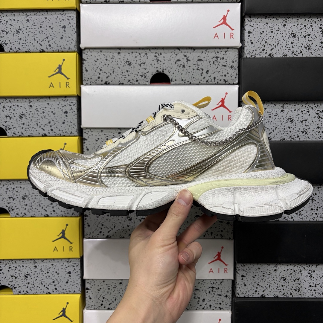 Balenciaga BLCG 3Xl - Image 10