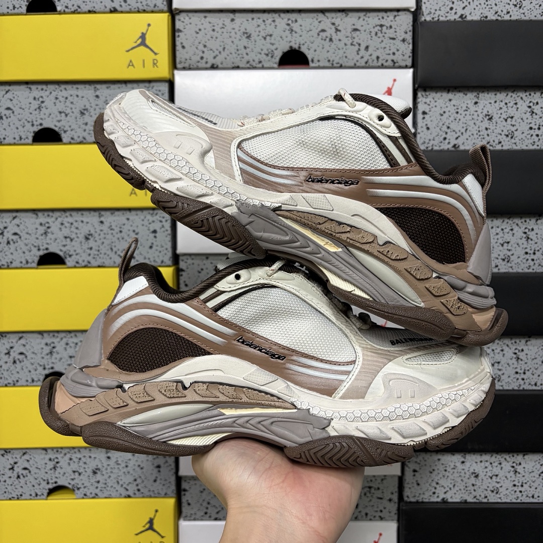 Balenciaga Triple S 2 - Image 4