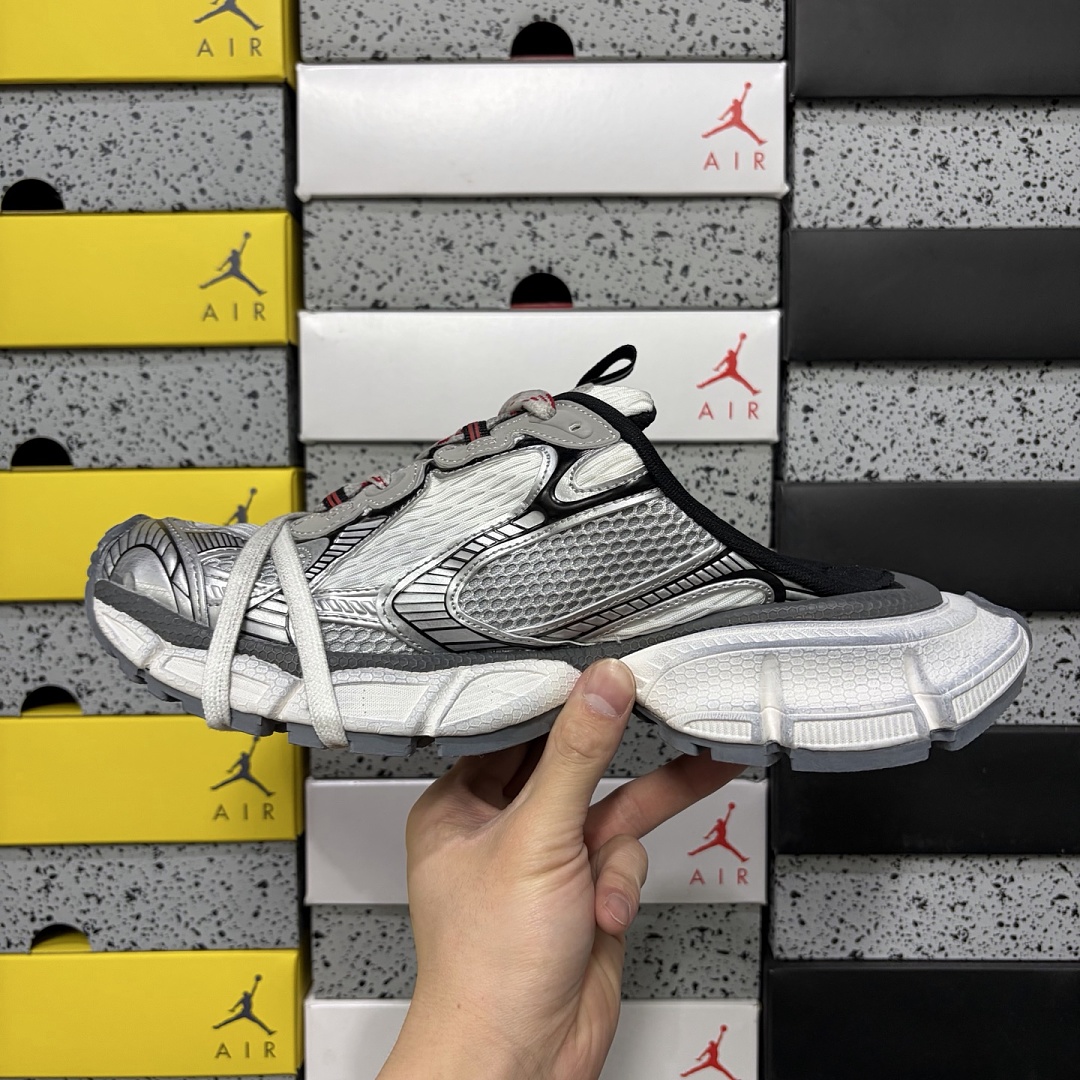 Balenciaga BLCG 3XL 2015 - Image 12