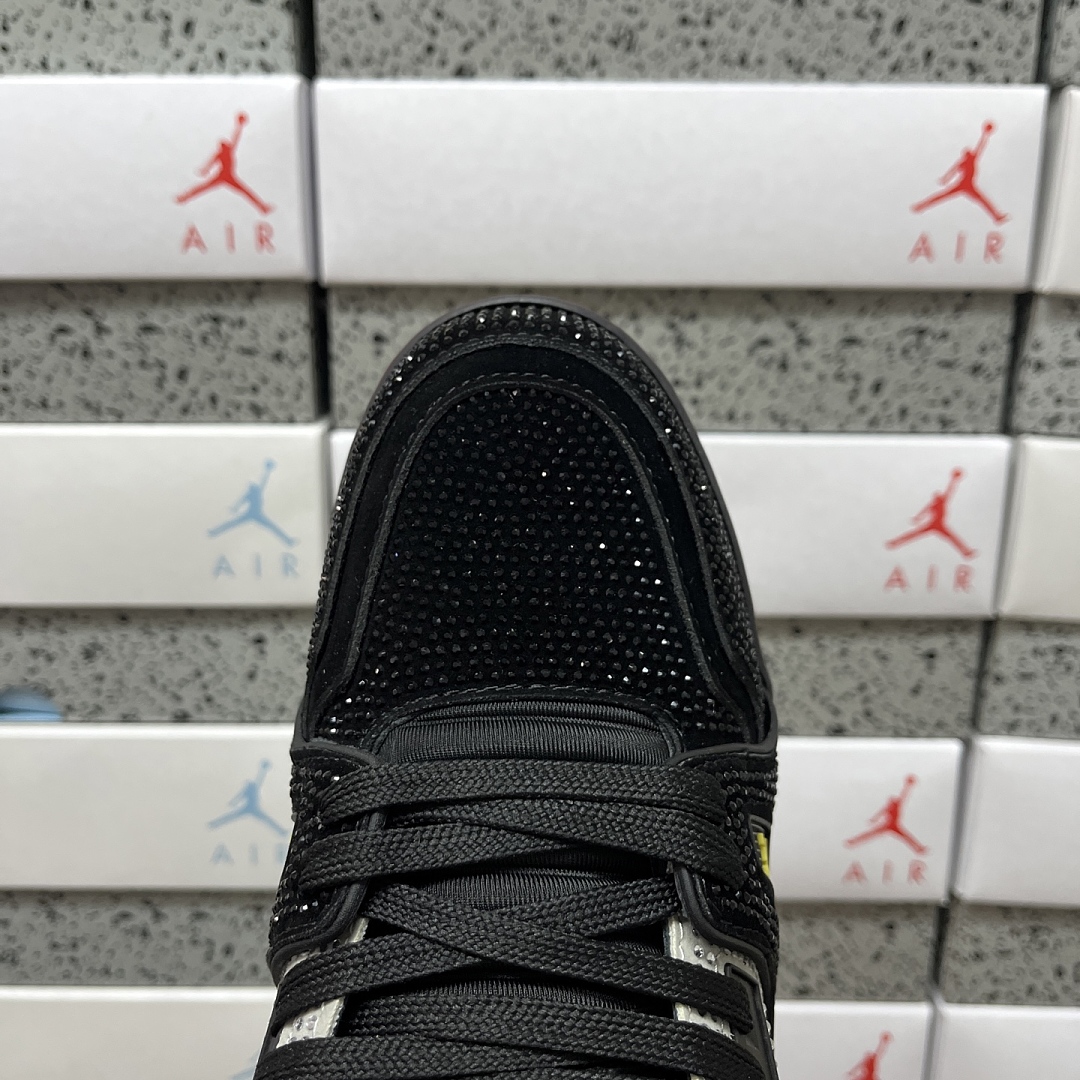 Louis Vuitton Trainer Rhinestone - Image 7